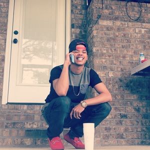 Meet your Posher, Kaelin